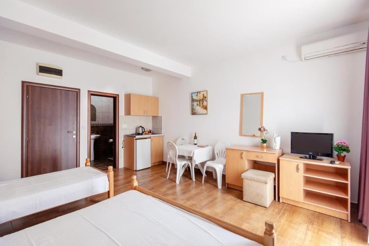 Apartmani Franeta بودفا المظهر الخارجي الصورة